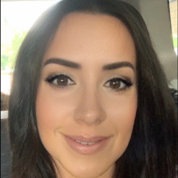 Meet your Posher, Kristina - Picture 1 of 1